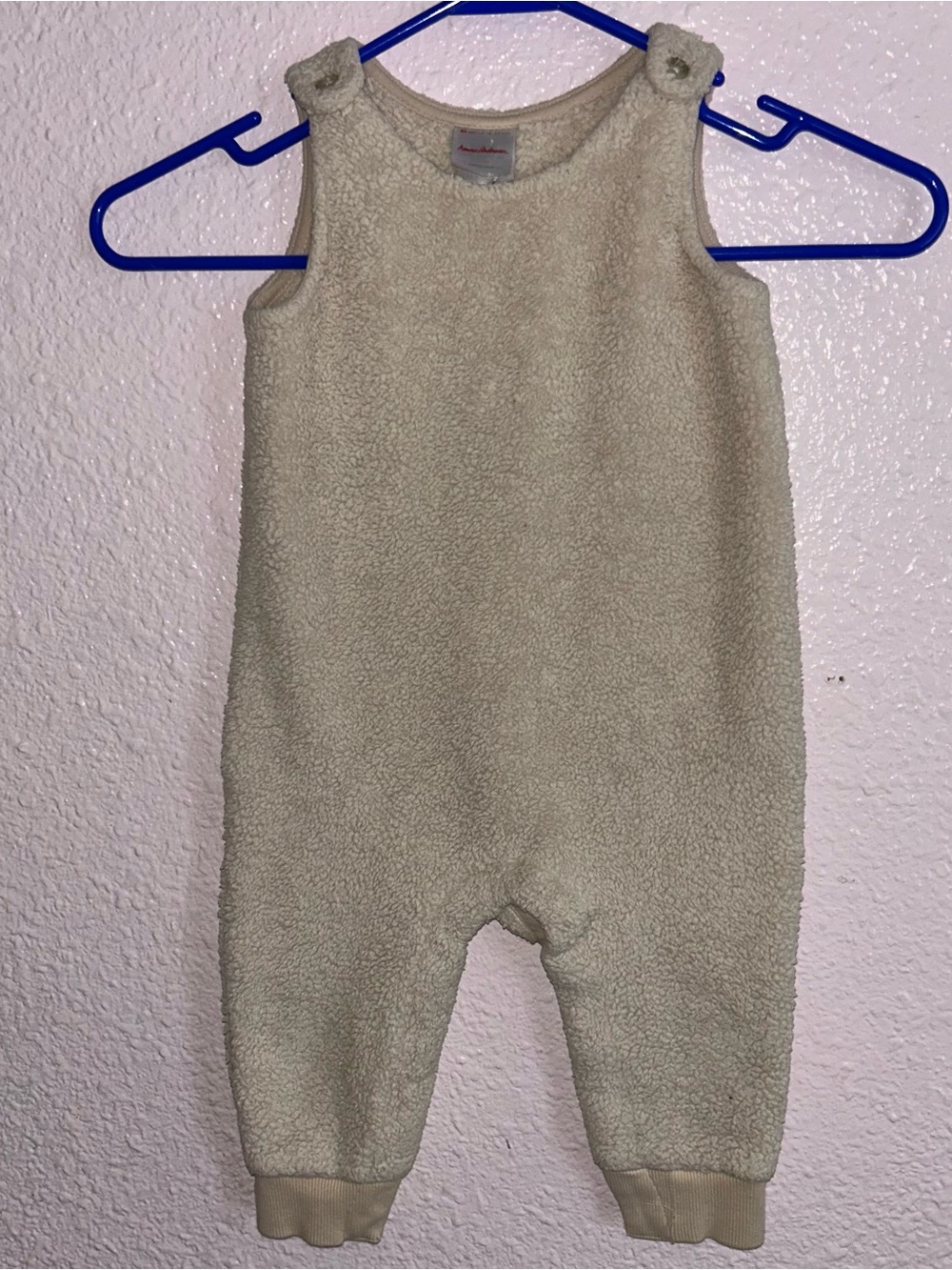 Hanna Andersson Fleece Sherpa Footed Romper in Cream